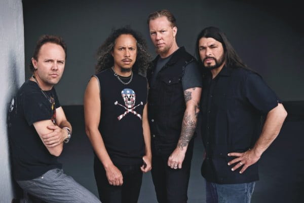 Bloque de noticias: Metallica - Avulsed - Necrophiliac - Vikingore - Of Mice & Men - Sacramento - Siroll!