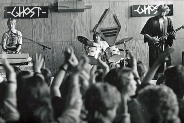 Hubo otra banda sueca llamada Ghost en los 80. Y era de Dan Swanö cuando tenía ¡10 años!