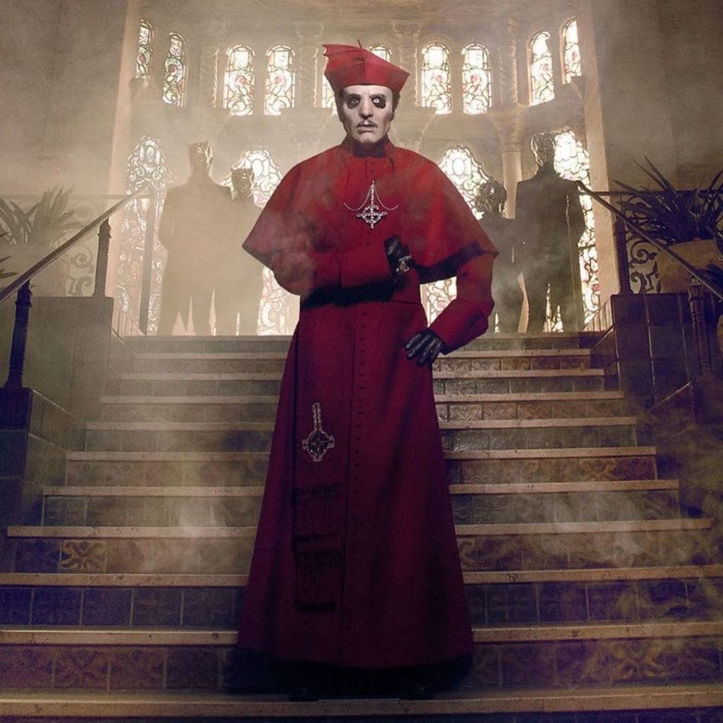 Ghost Cardinal Copia