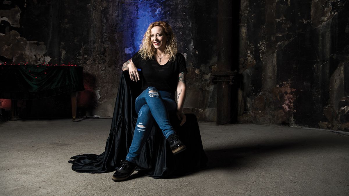 Anneke Van Giersbergen