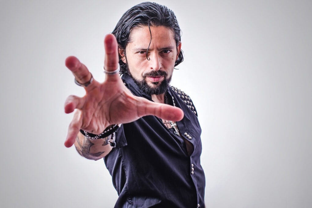 Ronnie Romero en busca y captura