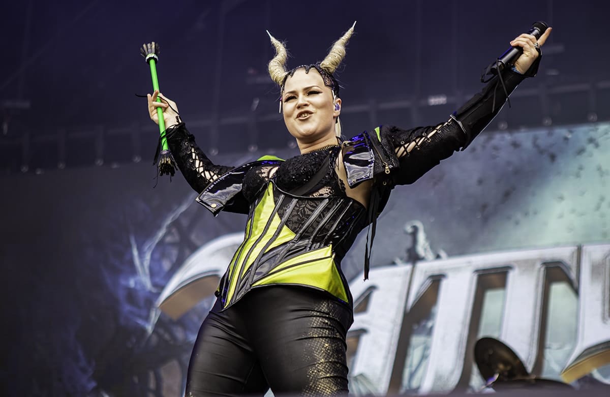 Noora Louhimo De Battle Beast Habla De Su Reciente Susto Con La Salud Noora Louhimo De Battle Beast Habla De Su Reciente Susto Con La Salud